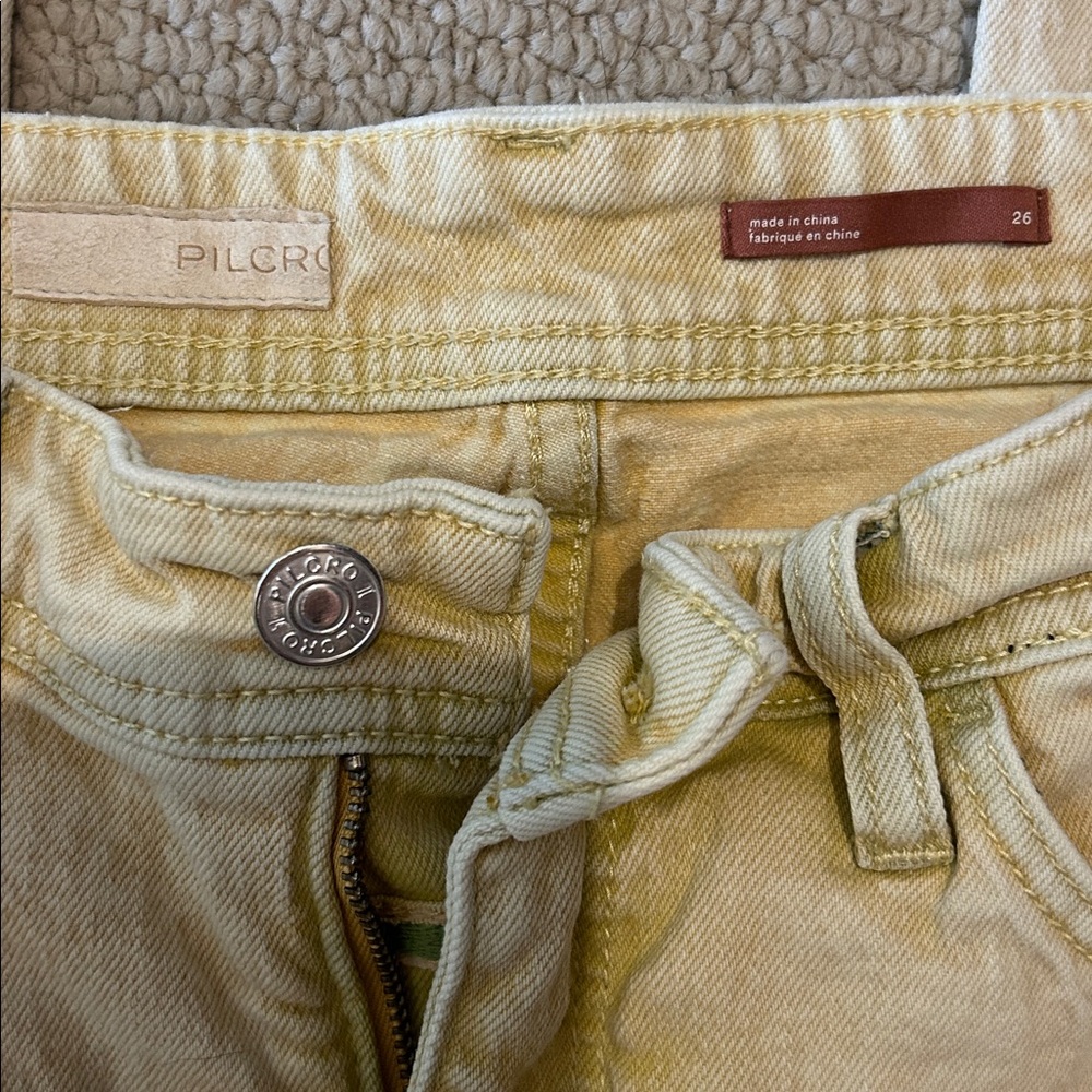 Pilcro pale yellow denim jeans - Picture 2 of 3